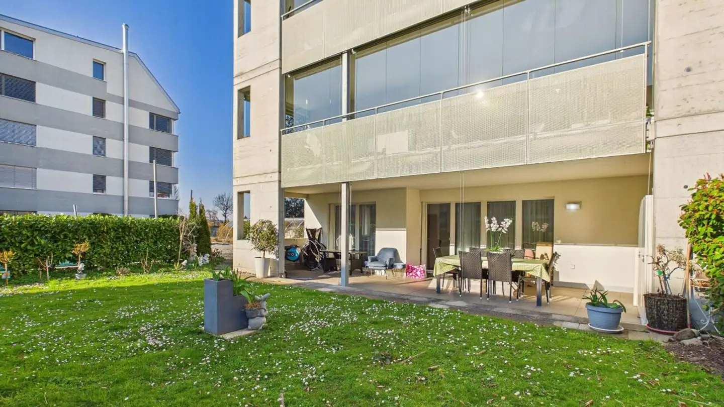 Appartamento in vendita - 8606 Nänikon