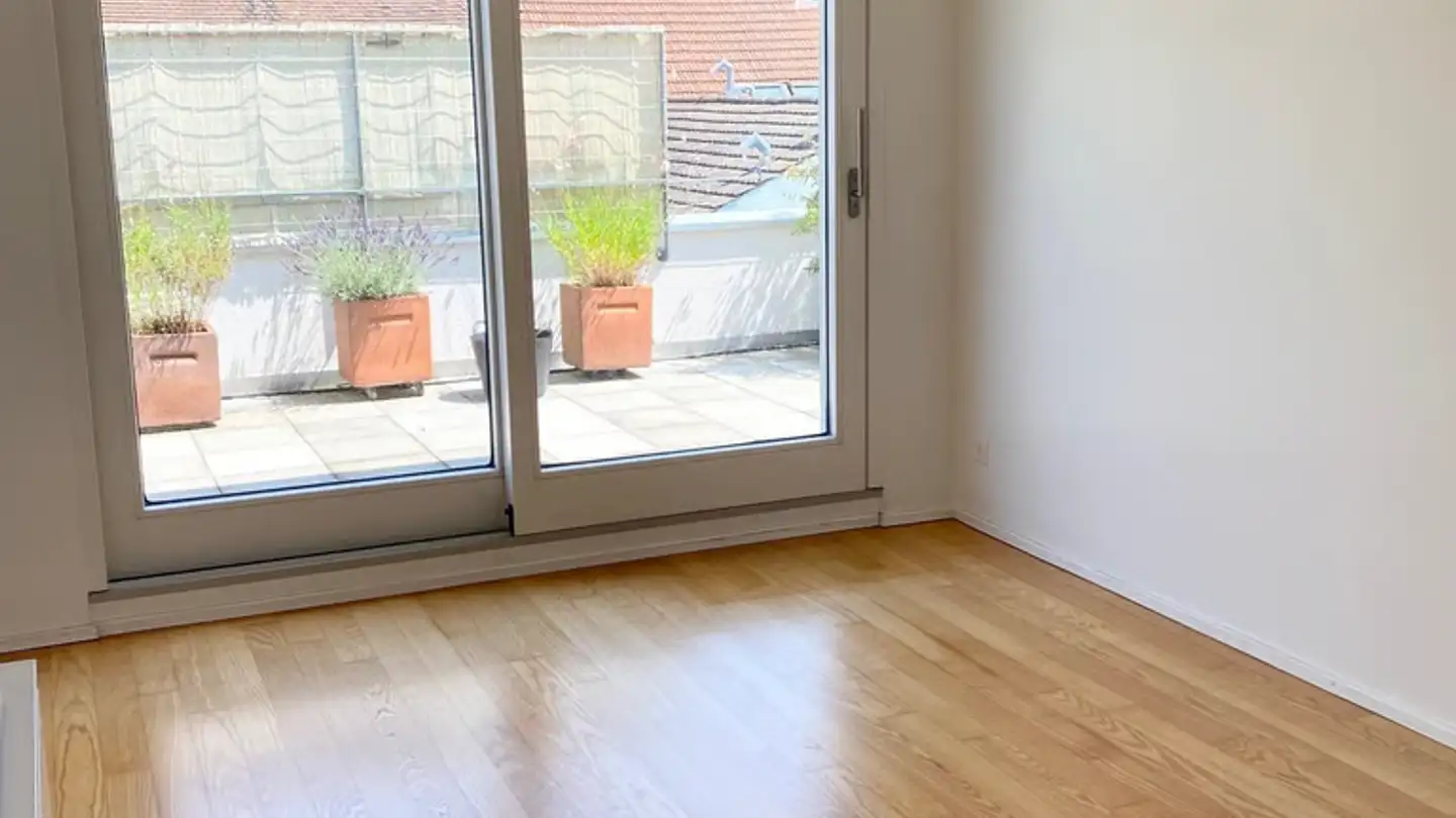 Penthouse for rent - Teichstrasse 3, 4106 Therwil - Photo 2