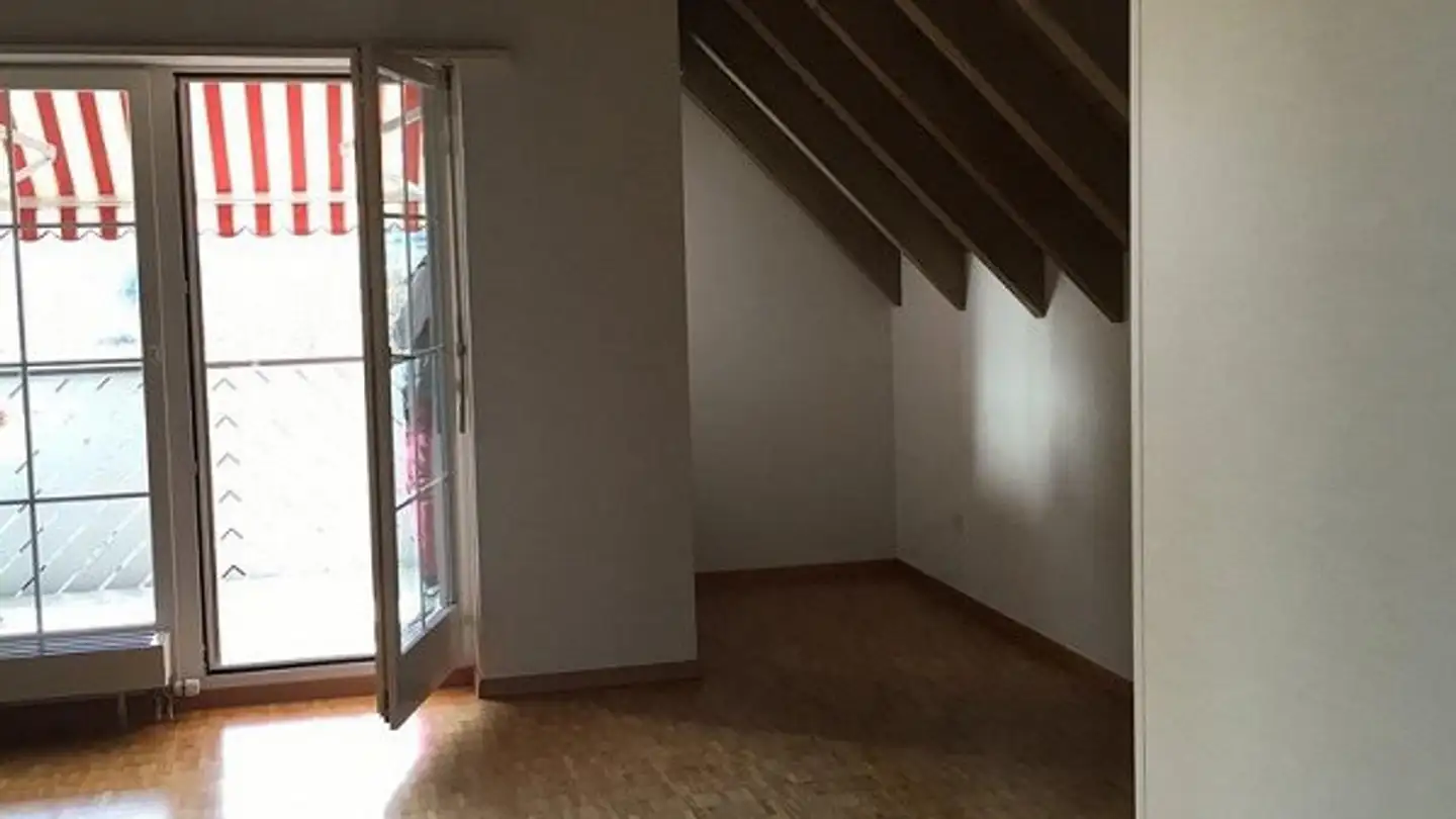 Attique à louer - Poststrasse 1, 8955 Oetwil an der Limmat - Photo 3