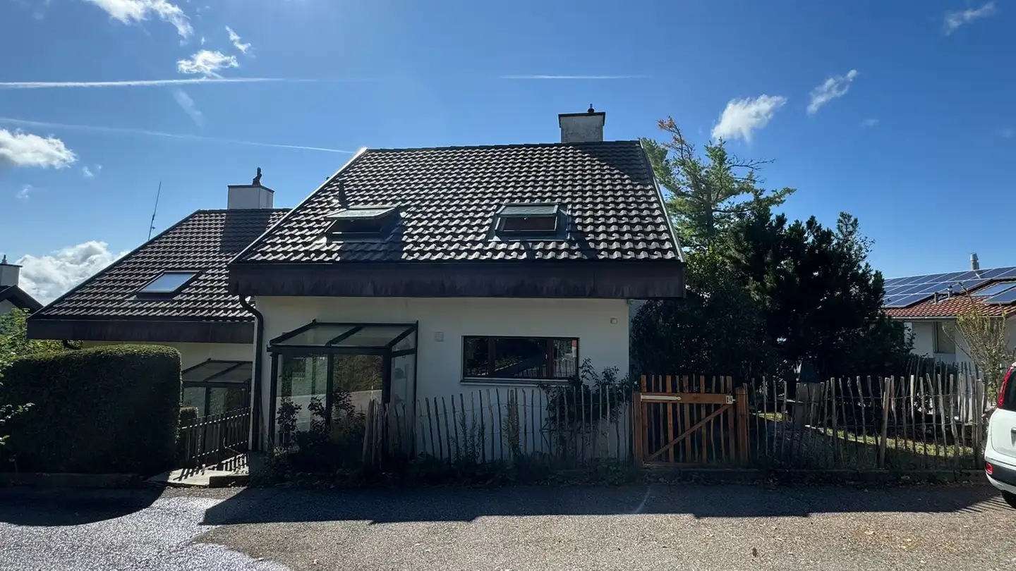 Single house for rent - Chemin Des Brisecou 41, 2073 Enges