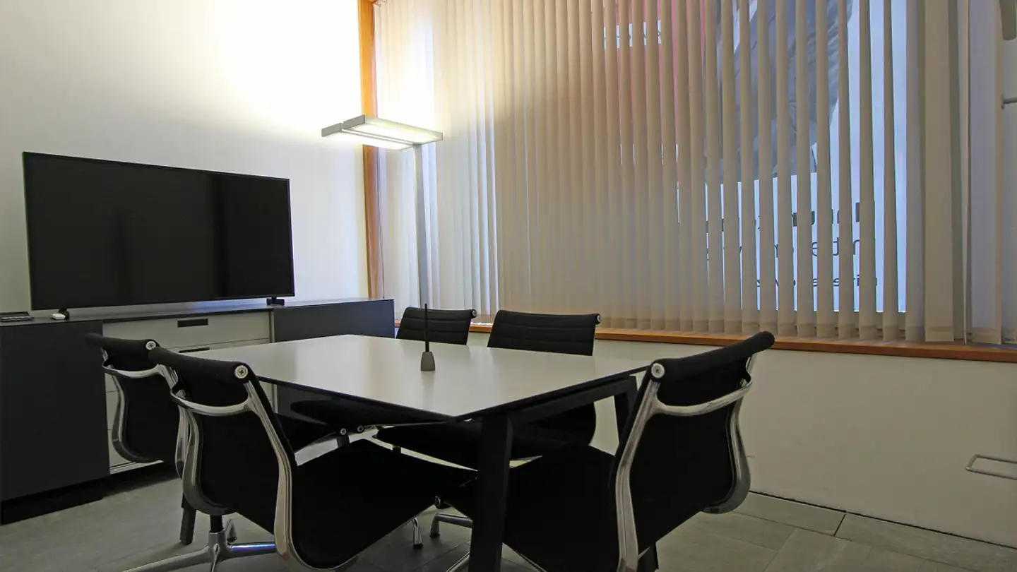 Bureau à louer - Kantonsstrasse 45, 8854 Galgenen - Photo 4