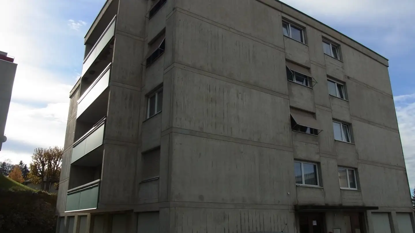 Parcheggio esterno in affitto - Rue du Chalet 6, 2300 La Chaux-de-Fonds