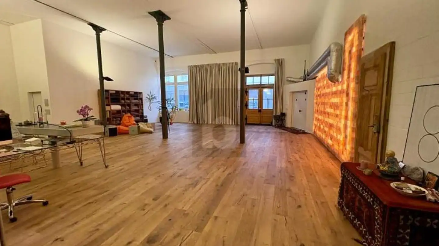 Industrial property for rent - 8630 Rüti ZH - Photo 2