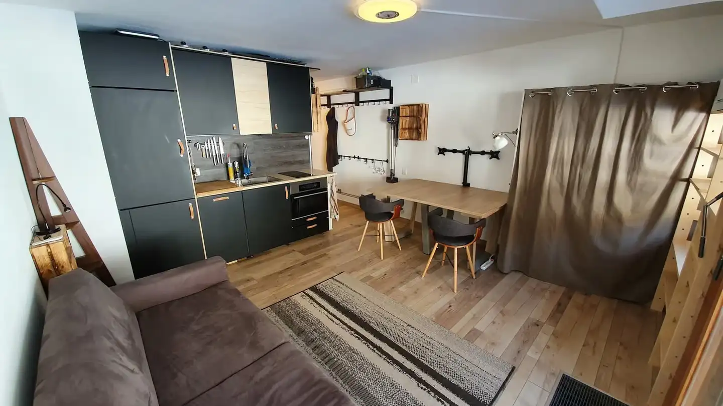 Studio à vendre - Place Du Village 11, 1972 Anzère
