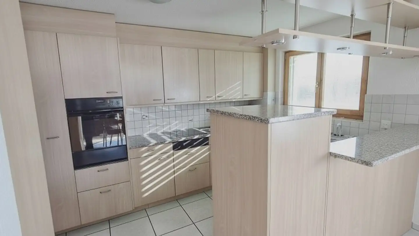 Wohnung mieten - Emmitweg 1, 3656 Aeschlen ob Gunten - Foto 2