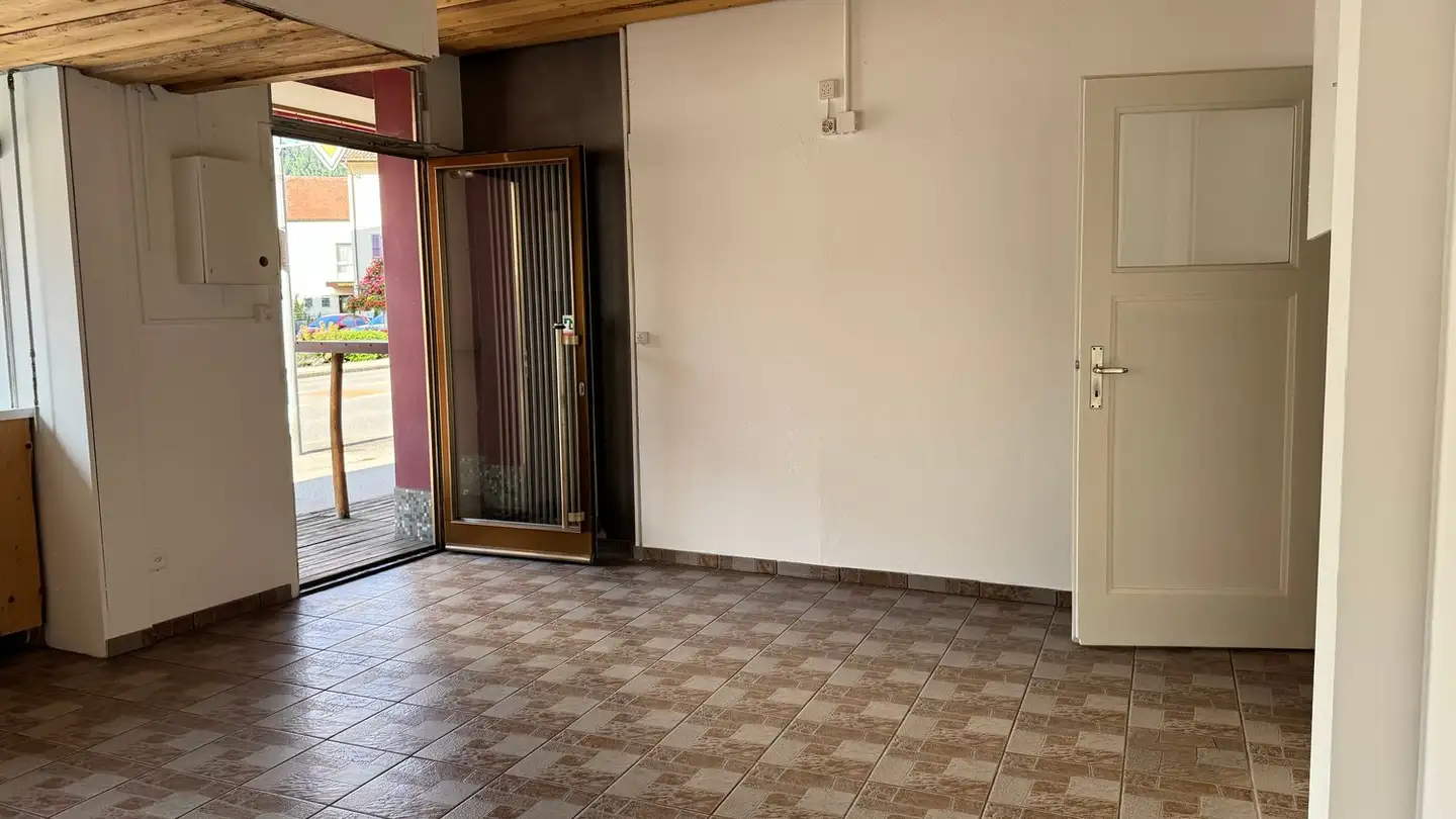 Commercial for rent - Grand-Rue 3, 2710 Tavannes - Photo 3