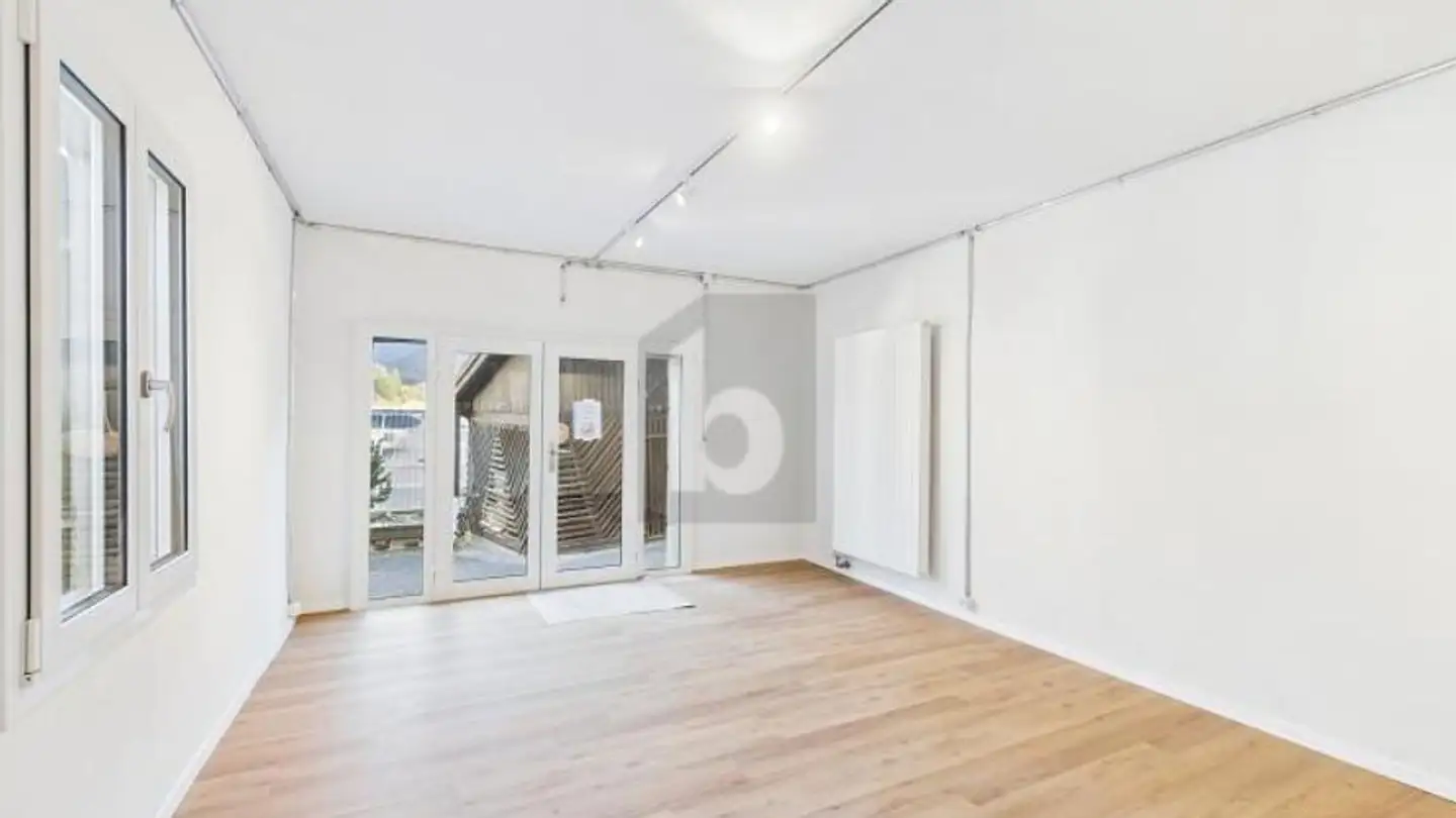 Office space for rent - 7450 Tiefencastel - Photo 2