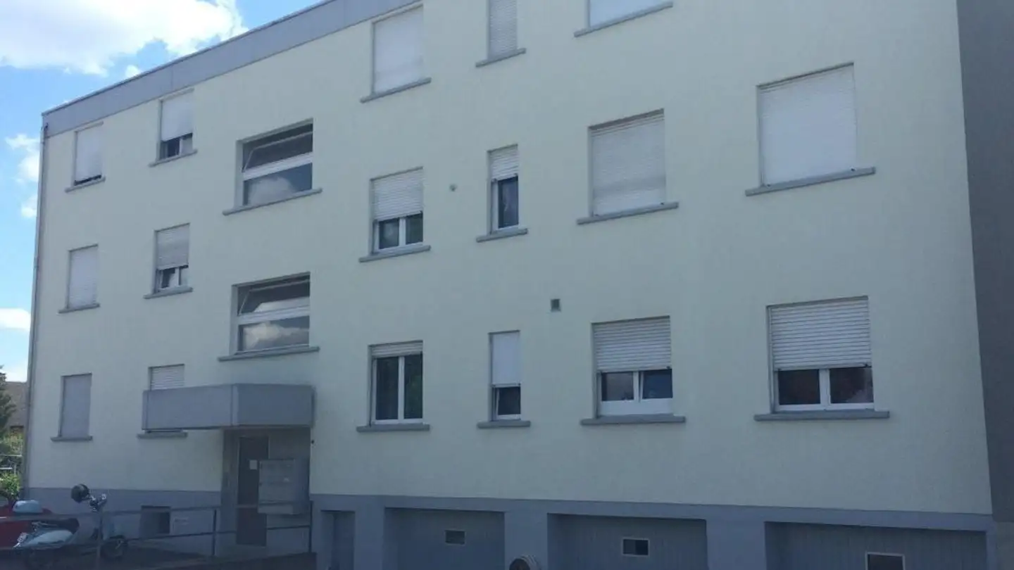 Single garage for rent - Friedhofweg 10, 3303 Jegenstorf
