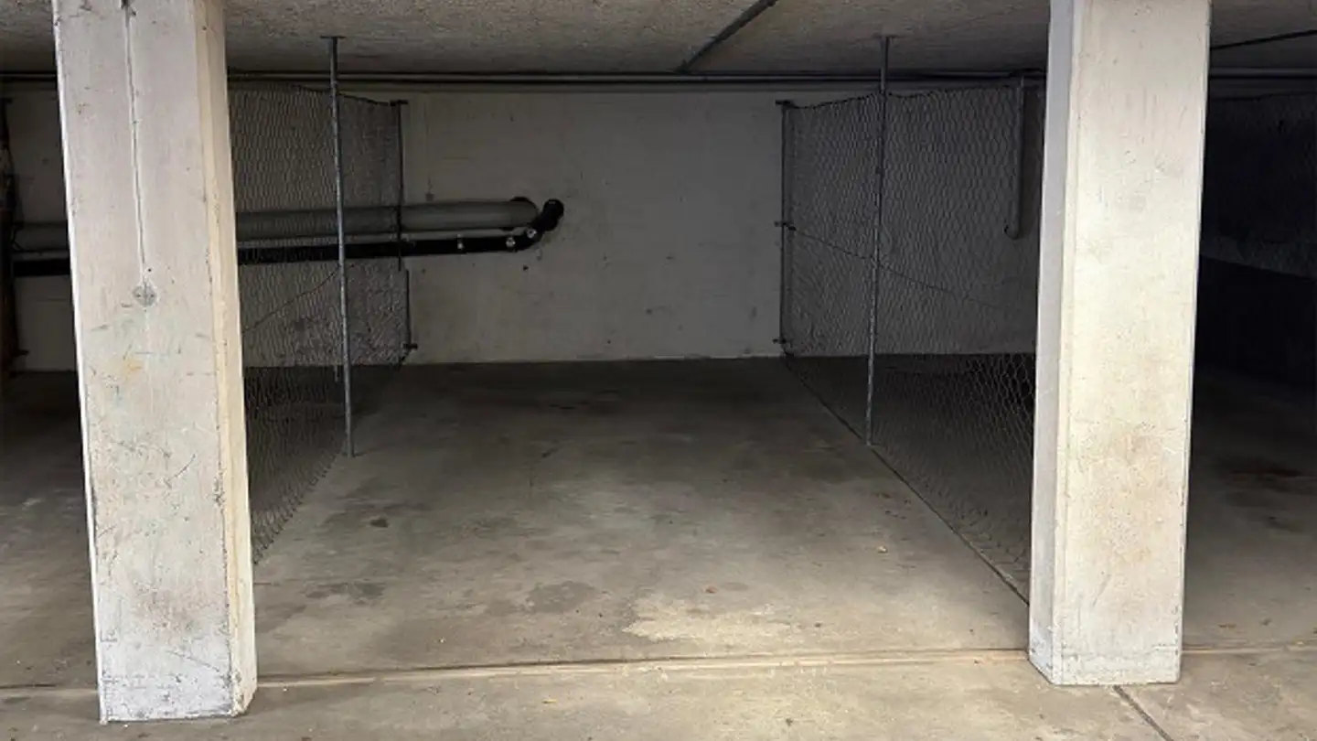 Parcheggio sotterraneo in affitto - Bläuenstrasse 5, 5018 Erlinsbach - Photo 3