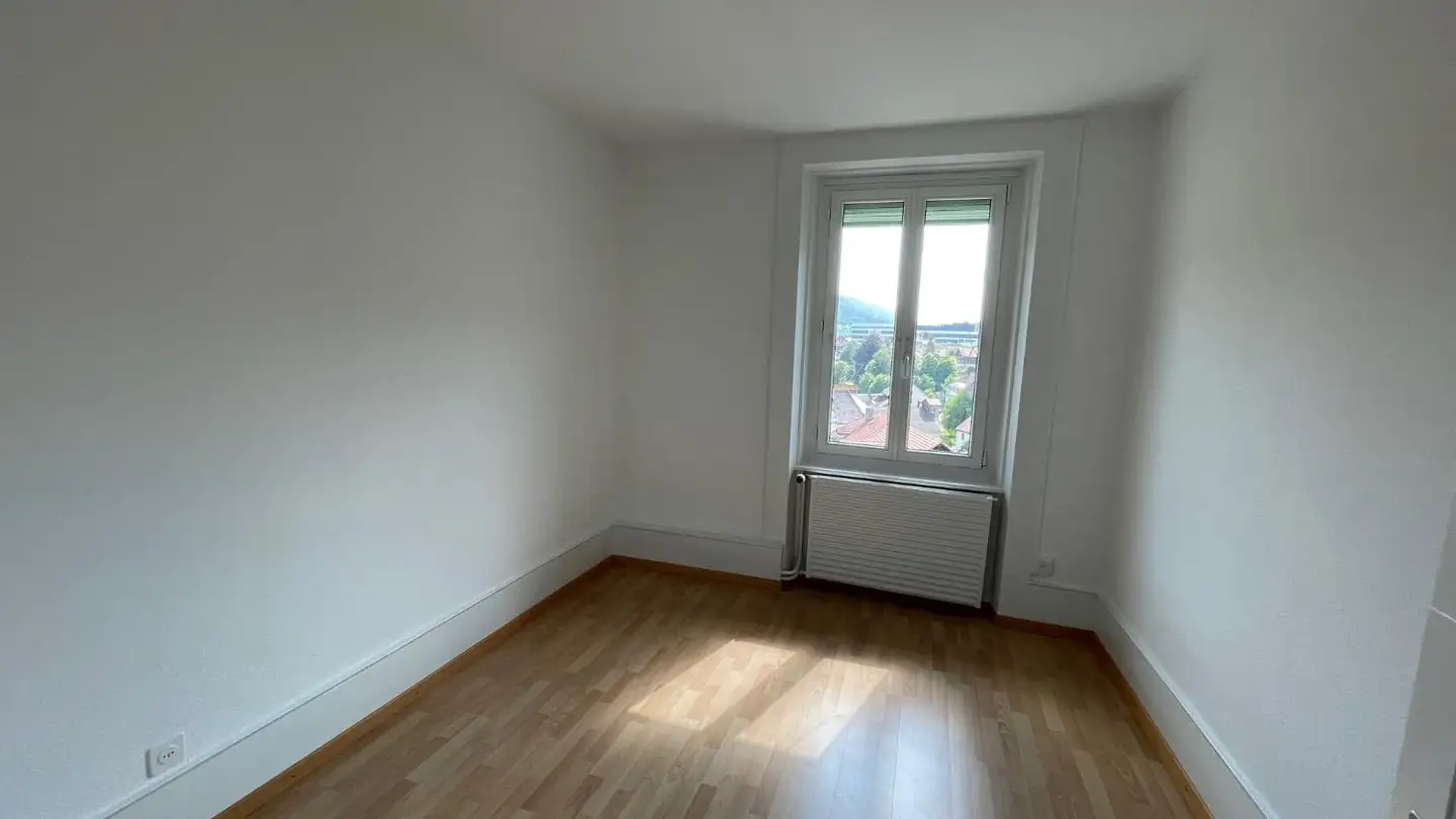 Appartement à louer - Rue Des Pontins 17, 2613 Villeret - Photo 2