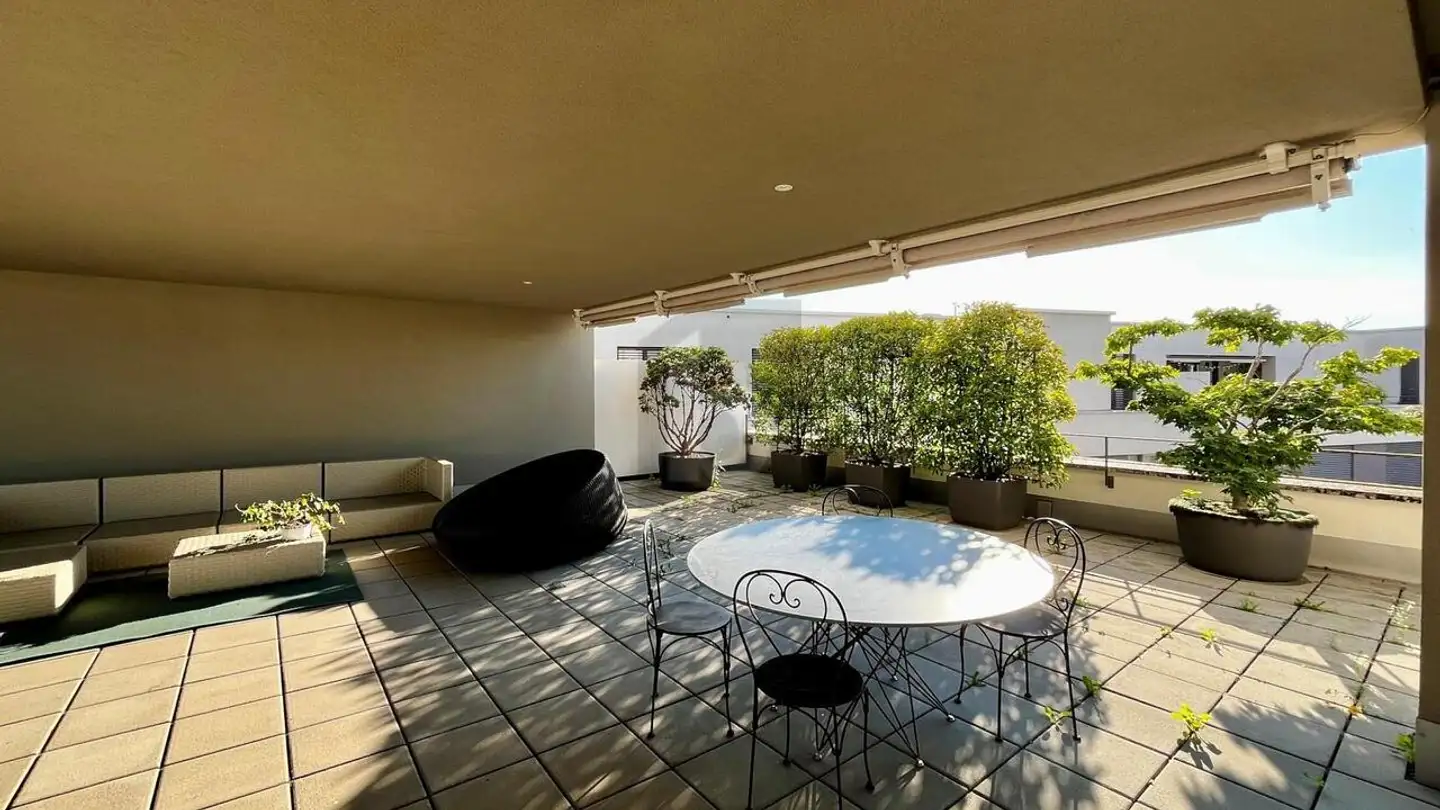 Dachgeschosswohnung mieten - 8304 Wallisellen