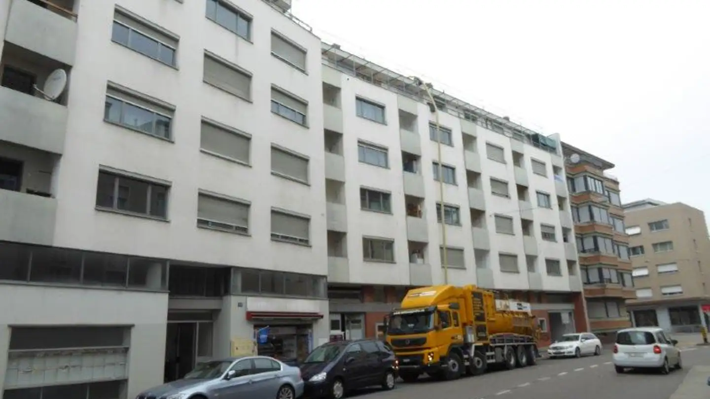 Underground parking space for rent - Falkensteinerstrasse 15, 4053 Basel