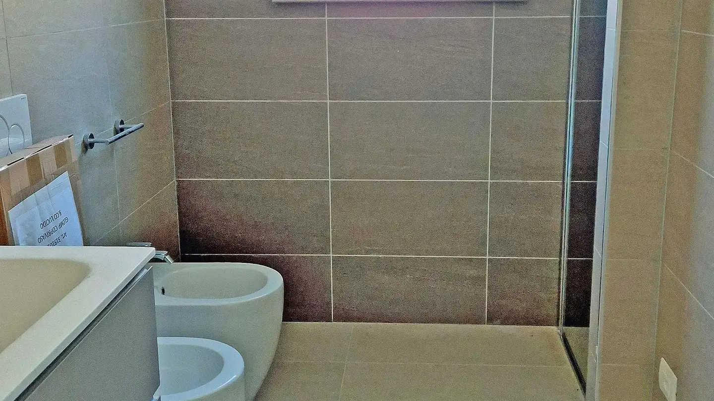 Appartamento a gradini in vendita - 6830 Chiasso - Photo 3