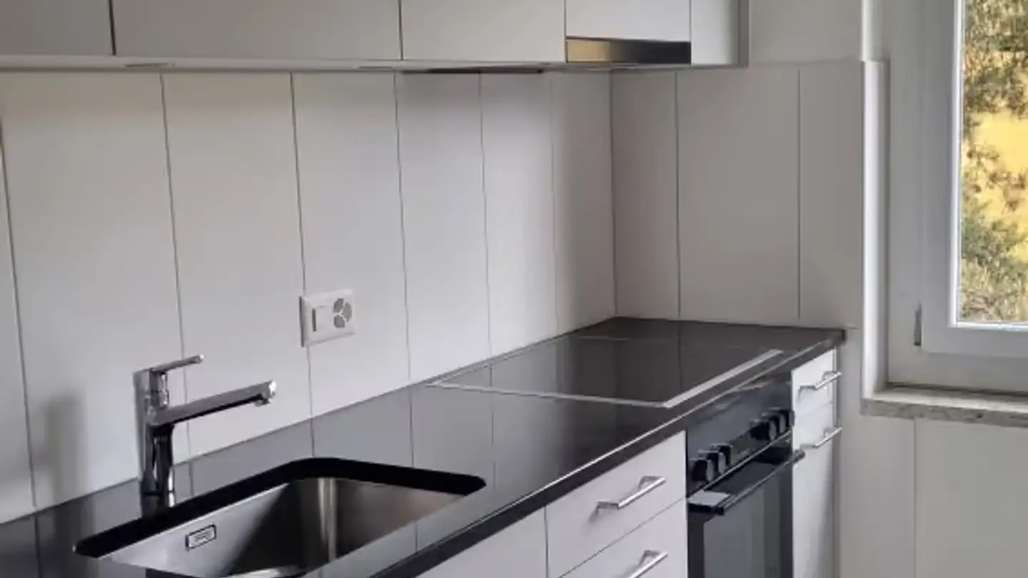 Dachgeschosswohnung mieten - Glärnischstrasse 16, 8102 Oberengstringen - Foto 4