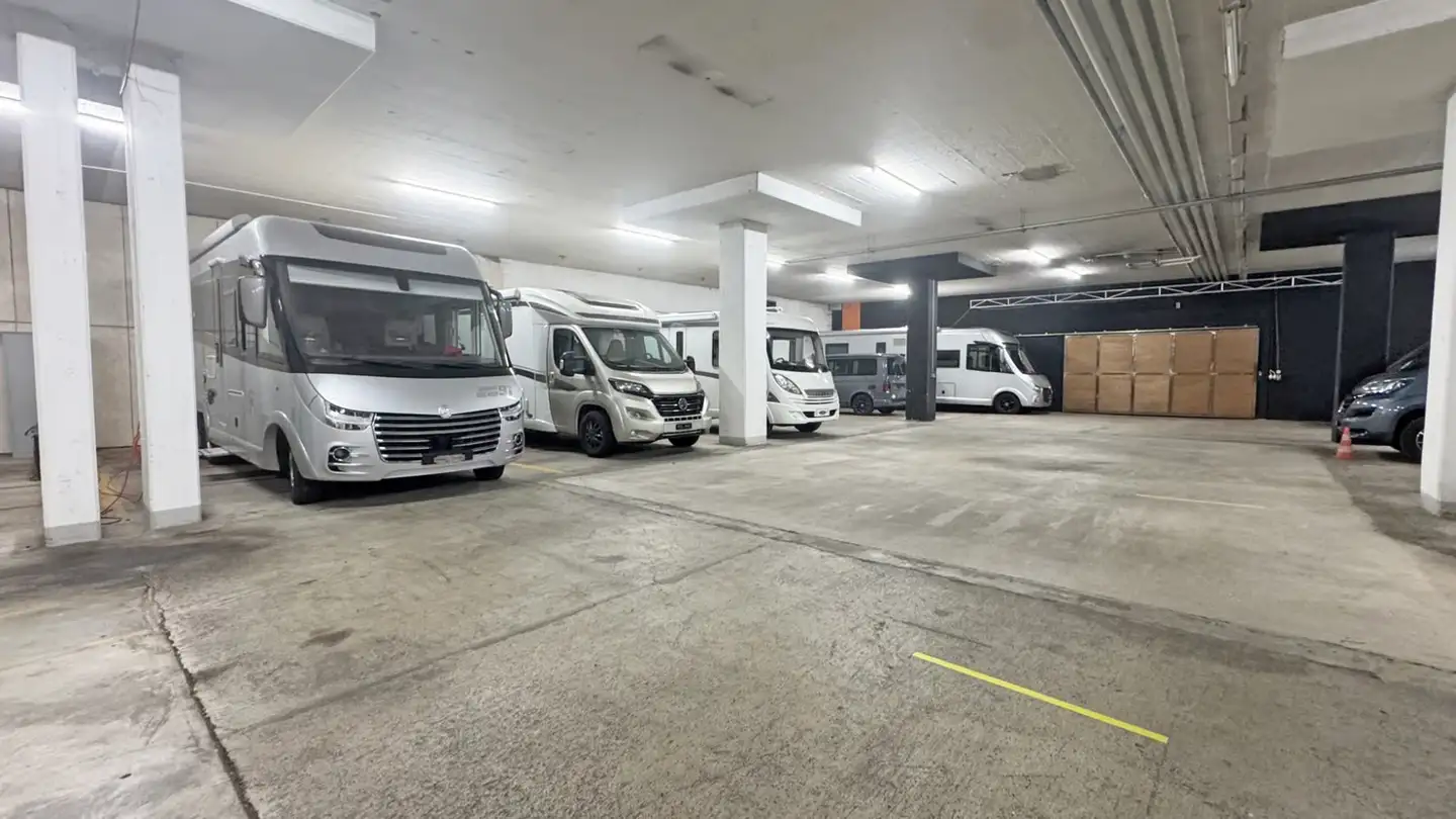 Underground parking space for rent - Solistrasse 88, 8180 Bülach