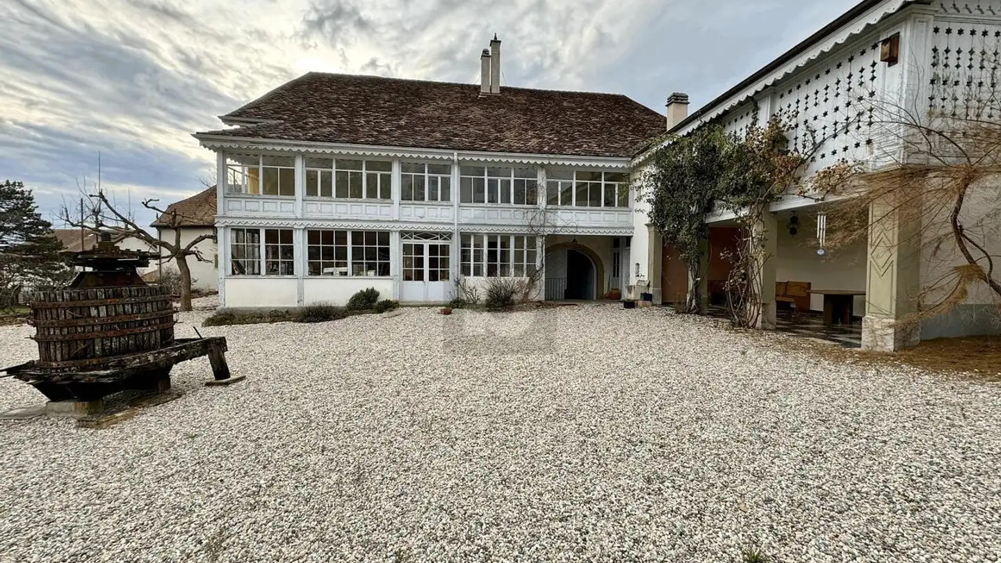 Maison troglodyte à vendre - 1427 Bonvillars