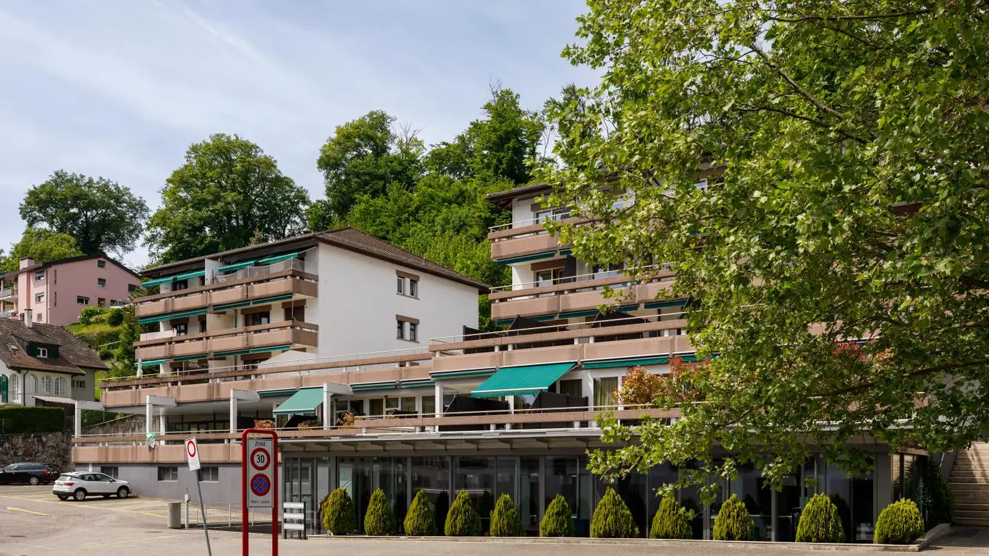 Parkplatz im Freien mieten - 1024 Ecublens VD