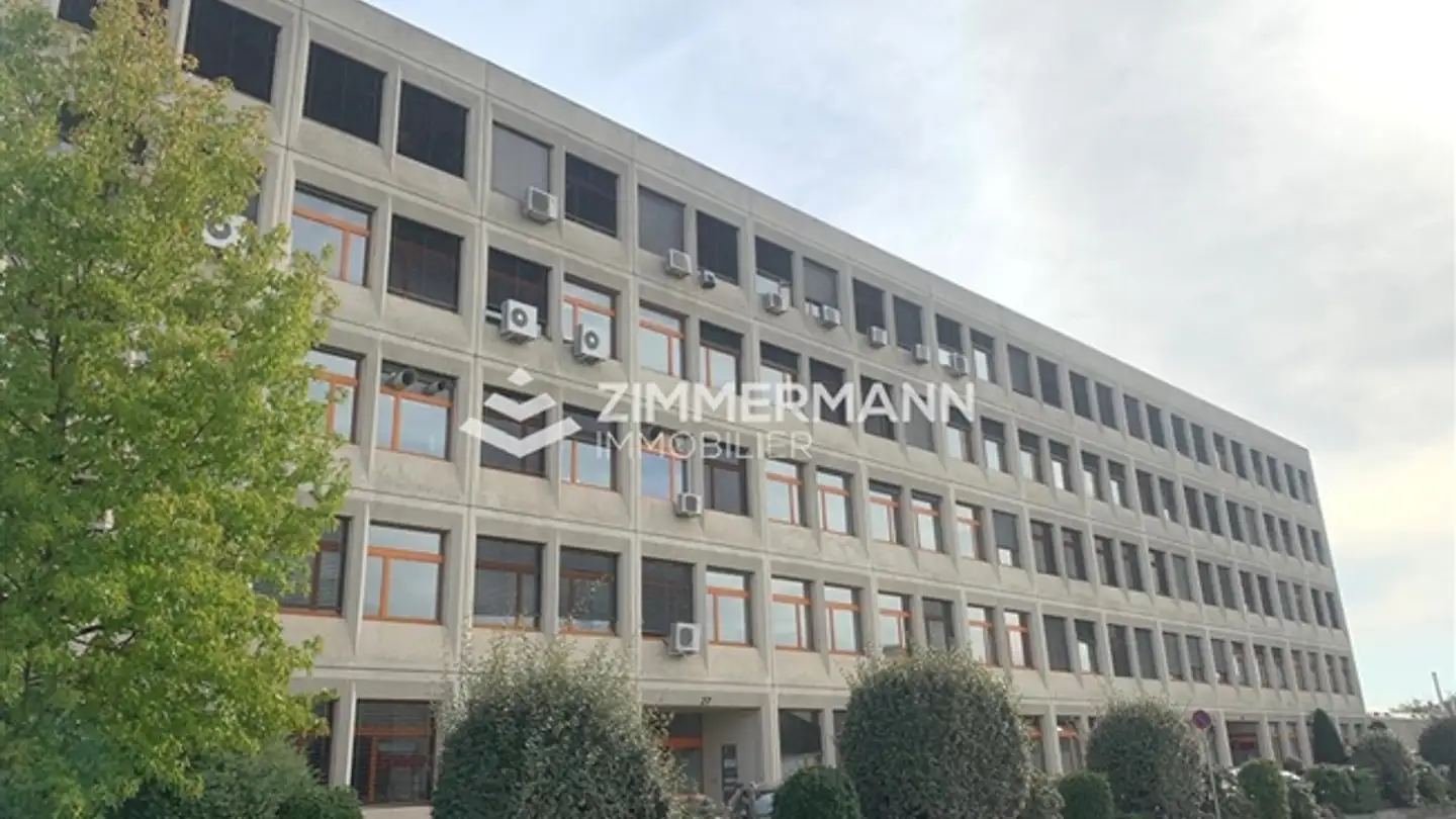 Outdoor parking space for rent - Rue Du Pré-Bouvier, 1242 Satigny