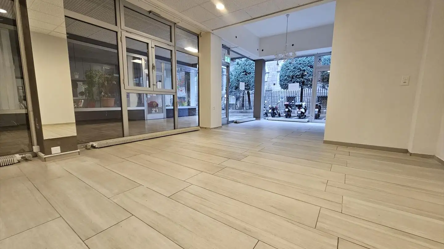 Commerciale in affitto - Rue Des Vergers 12, 1950 Sion