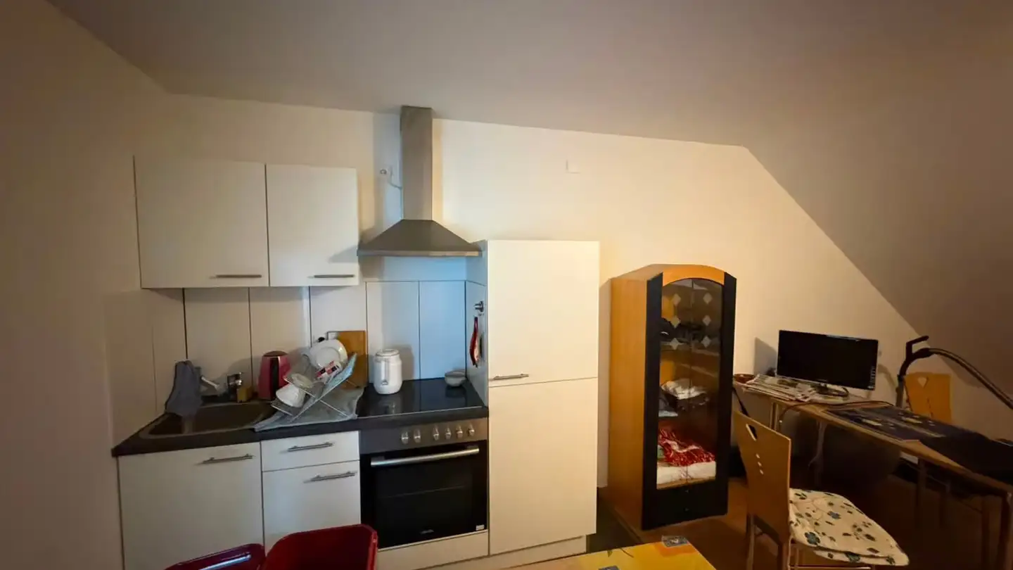 Attic flat for rent - Dorfstrasse 9a, 4616 Kappel SO - Photo 2