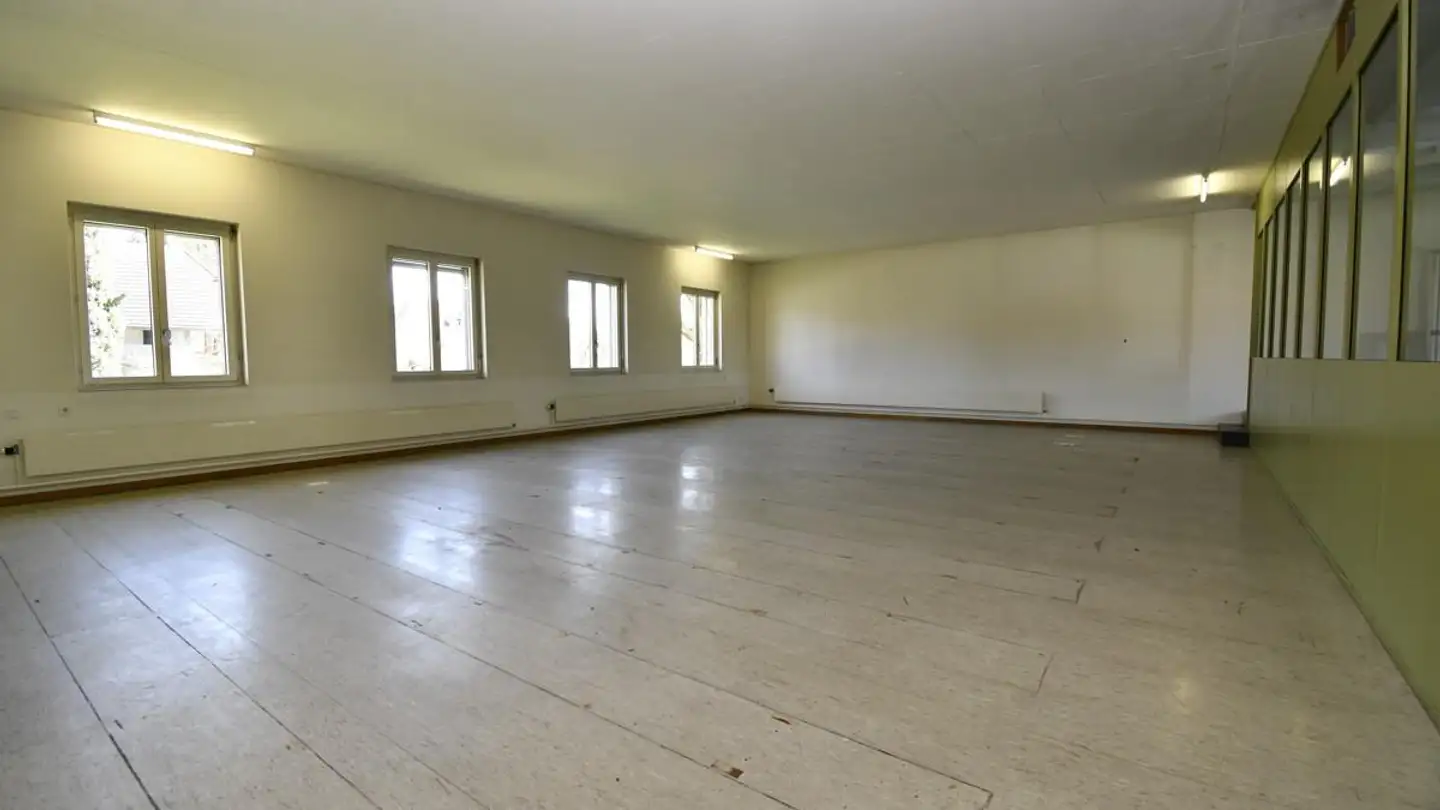 Mixed-use building for sale - Derendingenstrasse 1, 4553 Subingen - Photo 4