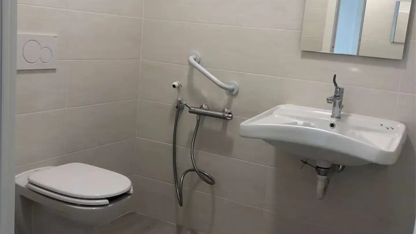 Shop for rent - Via Lucomagno 2, 6710 Biasca - Photo 4