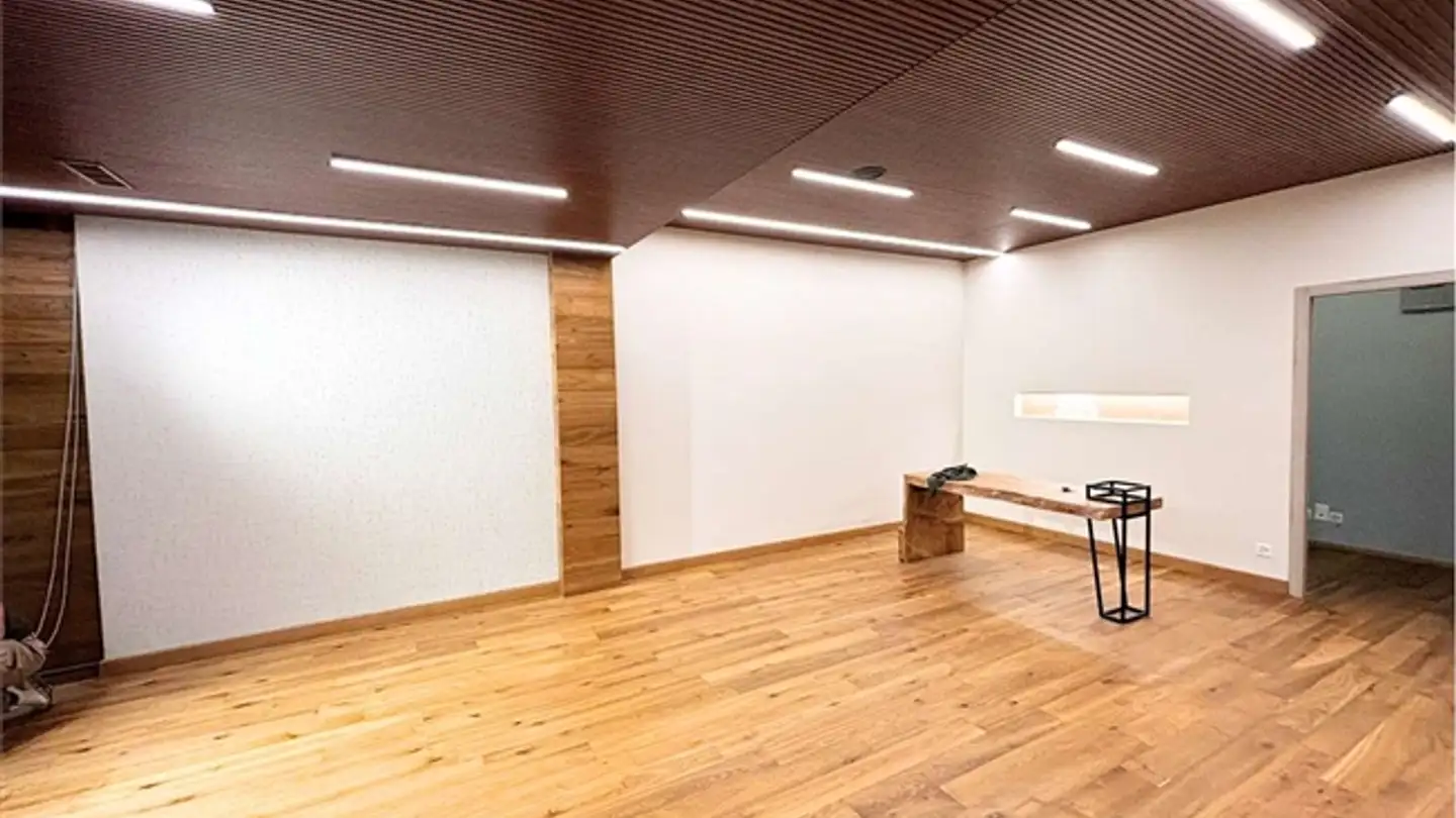 Spazio ufficio in affitto - 7500 St. Moritz - Photo 2