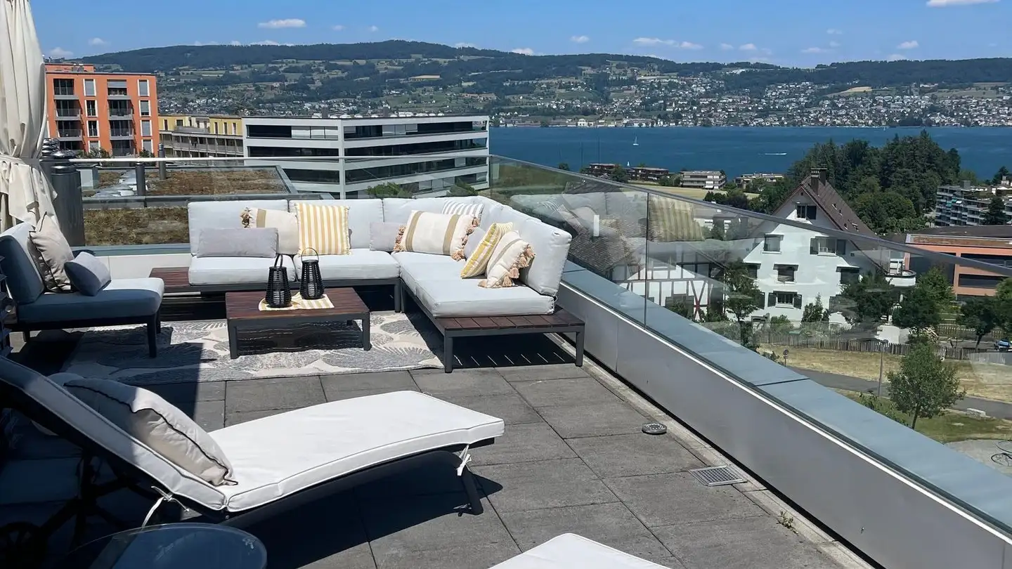 Penthouse for rent - Am Gulmenbach, 8820 Wädenswil - Photo 3