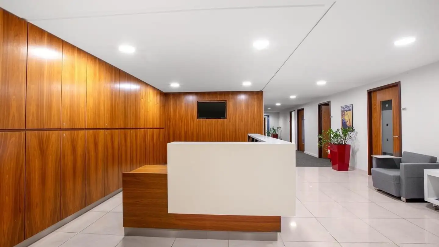 Office space for rent - Baarerstrasse 14, 6300 Zug - Photo 3