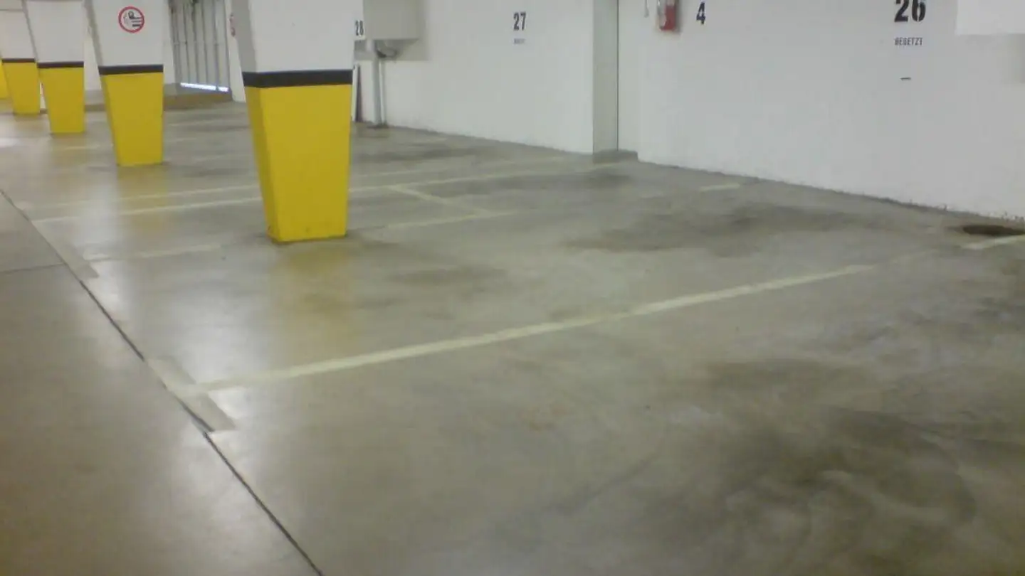 Tiefgaragenstellplatz mieten - Bottmingerstrasse 50a, 4102 Binningen