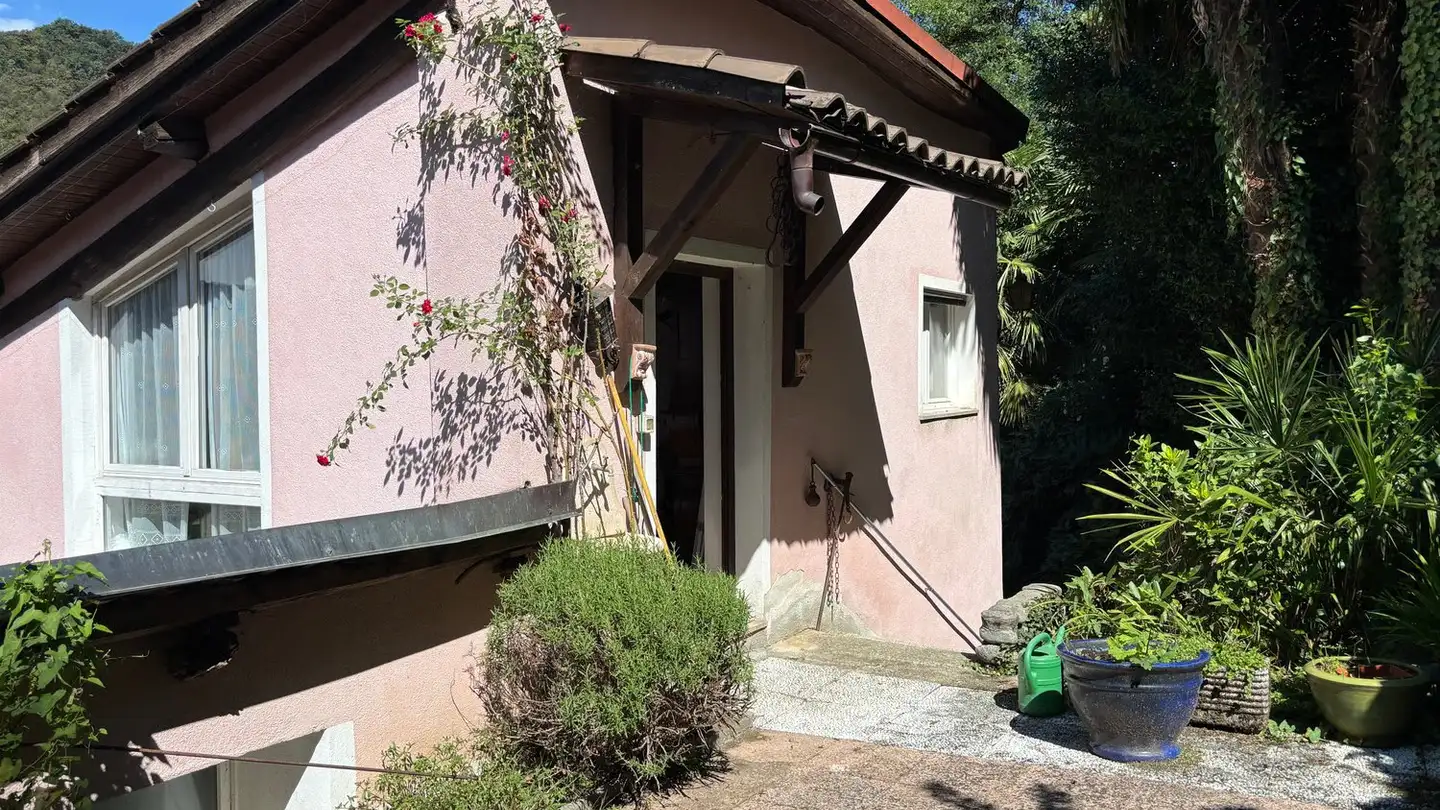 Single house for sale - 6918 Figino
