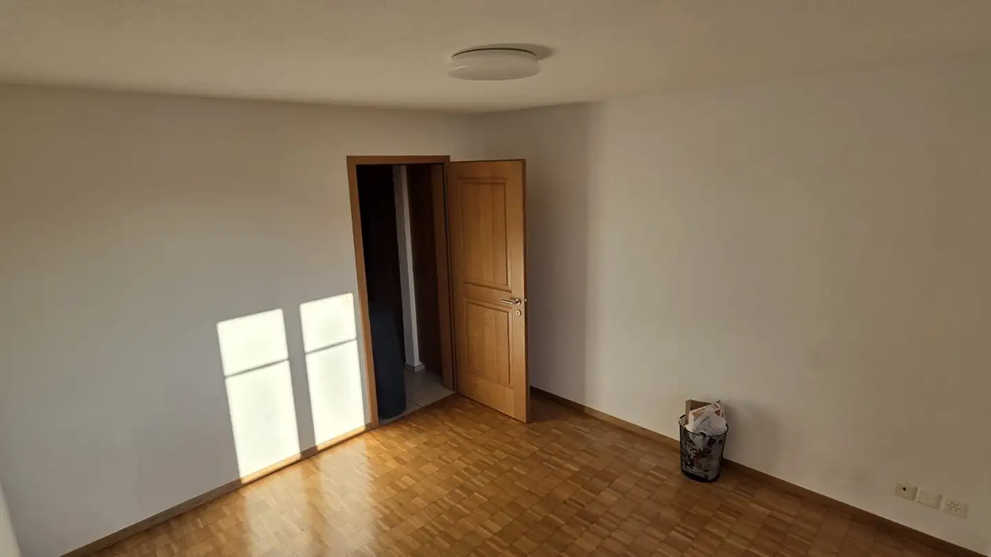 Zimmer mieten - Ringwilerstrasse 4, 8340 Hinwil