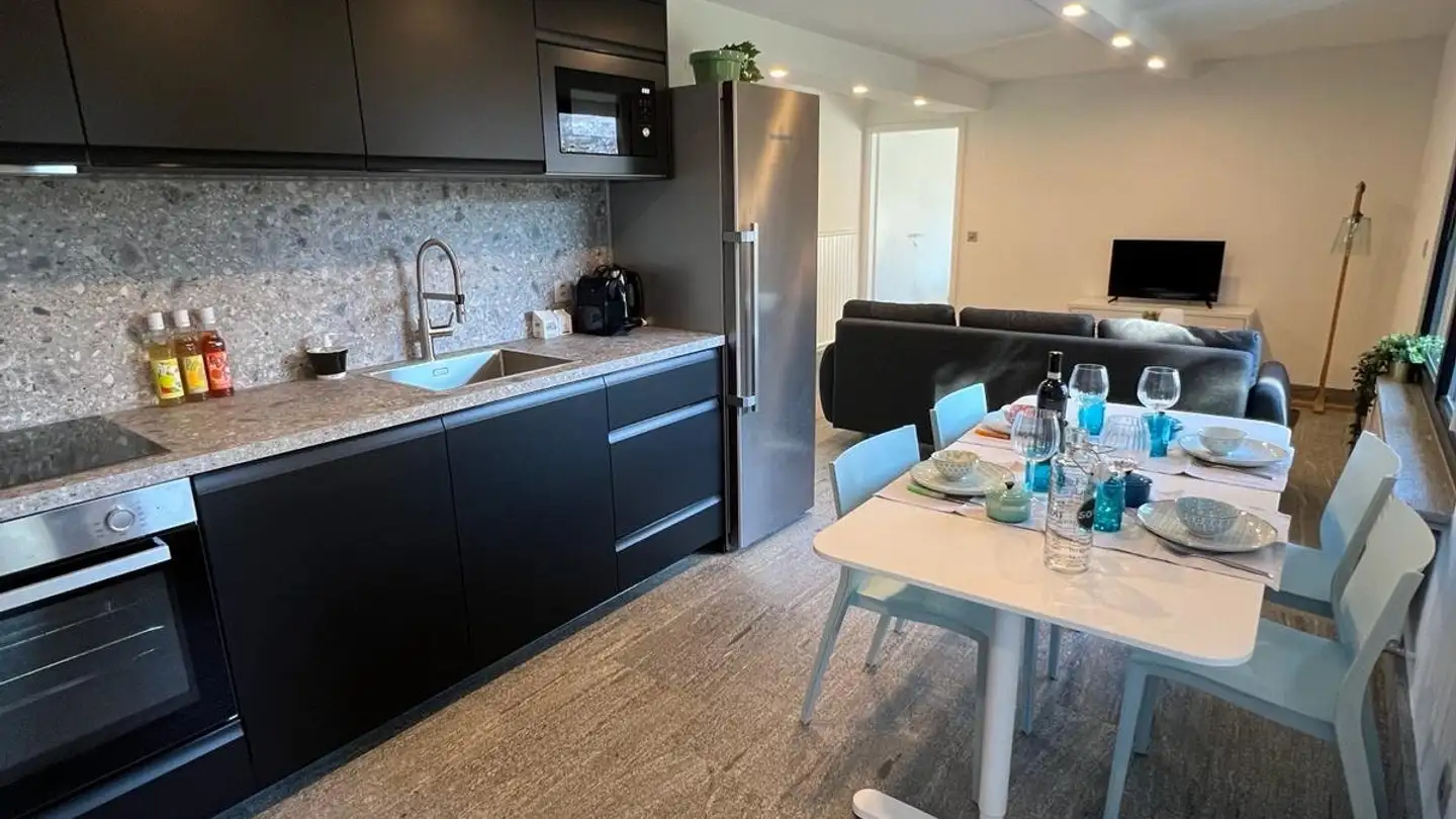 Wohnung mieten - Avenue De Sully, 1814 La Tour-de-Peilz - Foto 2