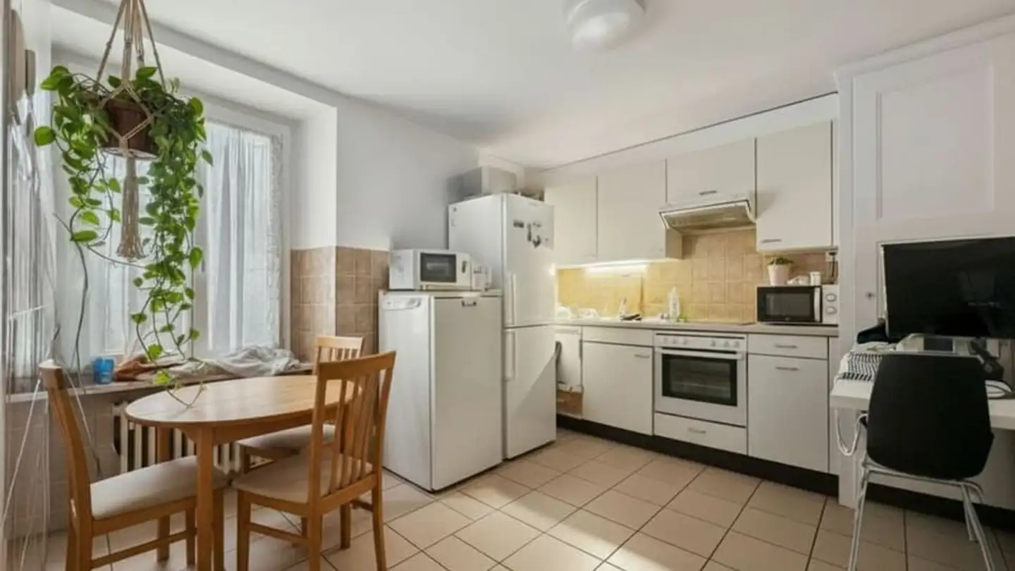 Residential building for sale - 1018 Lausanne - Photo 3