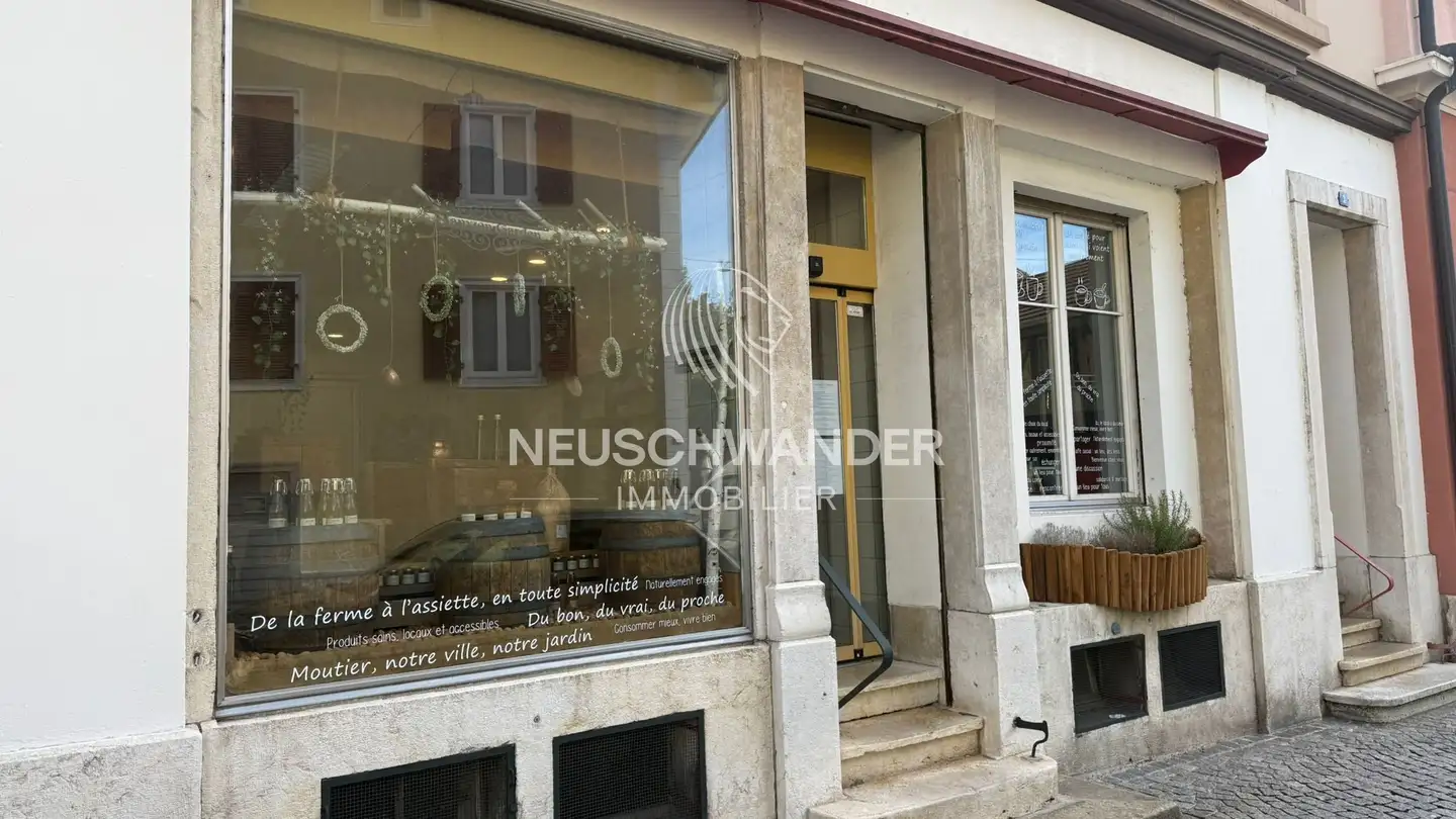 Edificio ad uso misto in vendita - 2740 Moutier - Foto 3