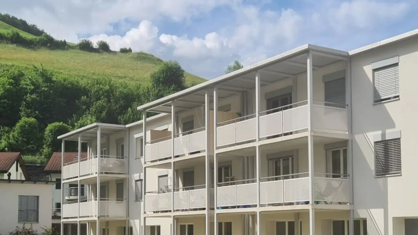 Wohnung mieten - 8756 Mitlödi
