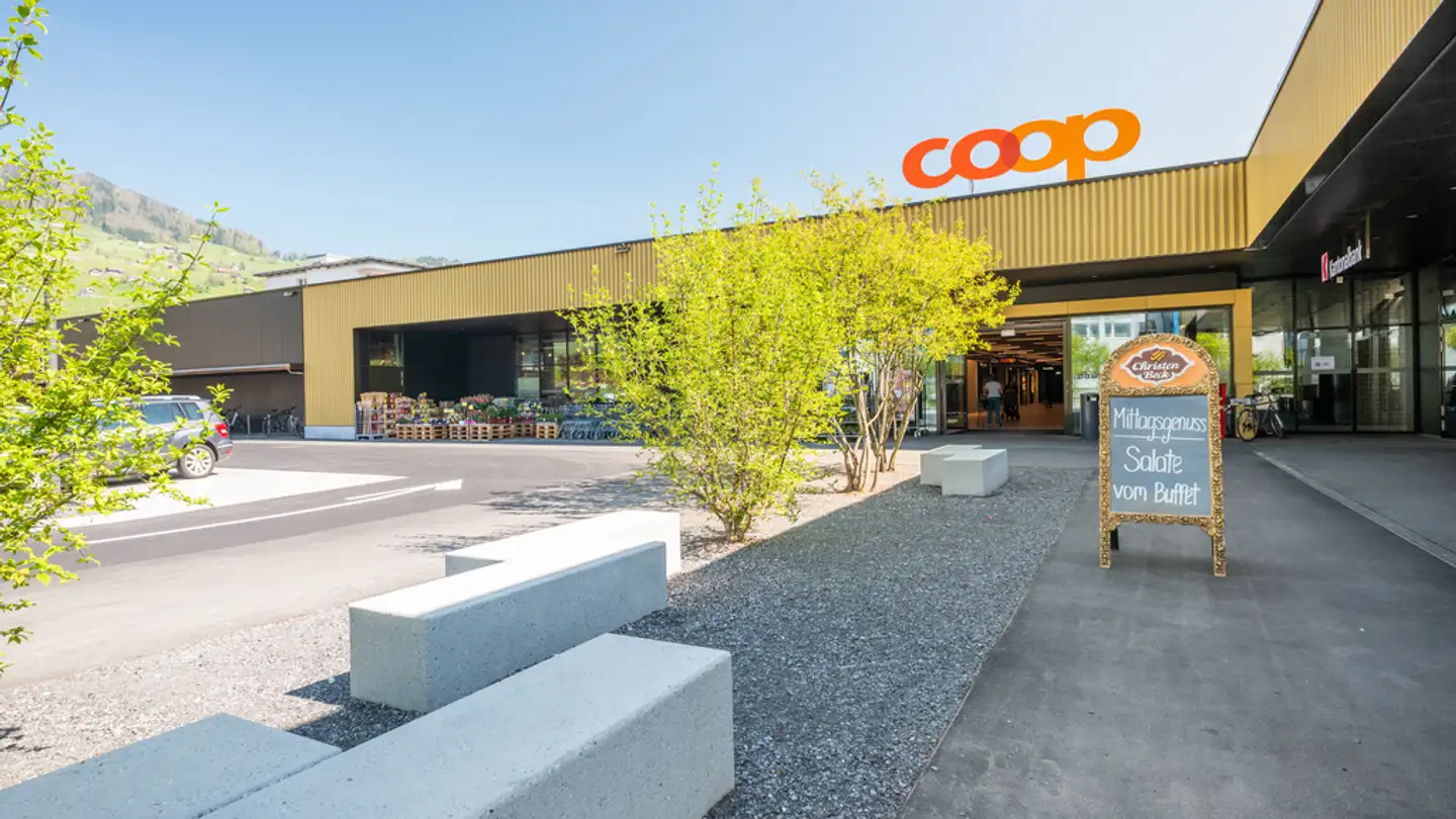 Magasin à louer - Nähseydi 6, 6374 Buochs - Photo 2