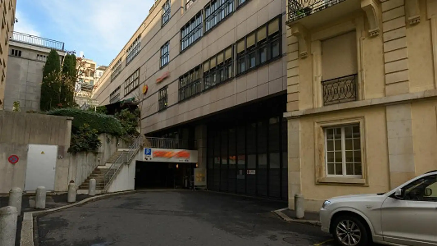 Underground parking space for rent - 1000 Lausanne 25