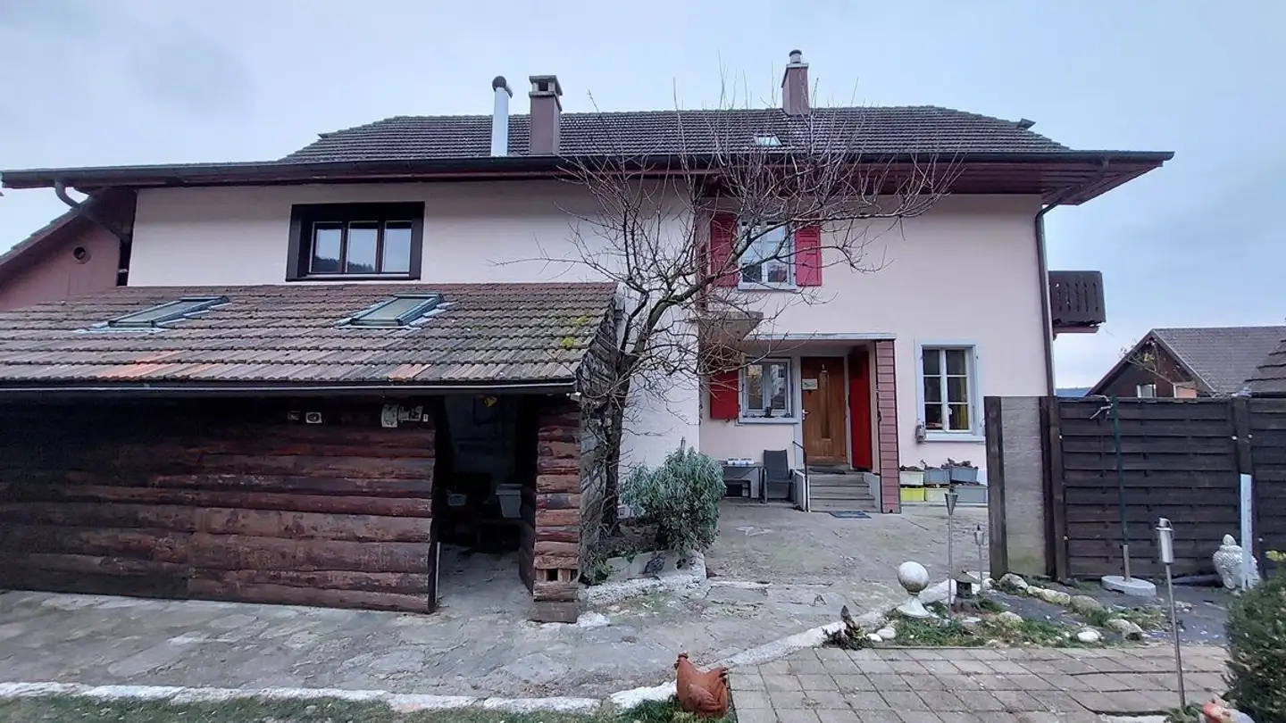 Farm for sale - 2525 Le Landeron