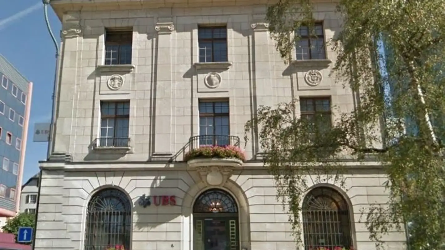 Commerciale in affitto - Rue Henry-Grandjean 5, 2400 Le Locle