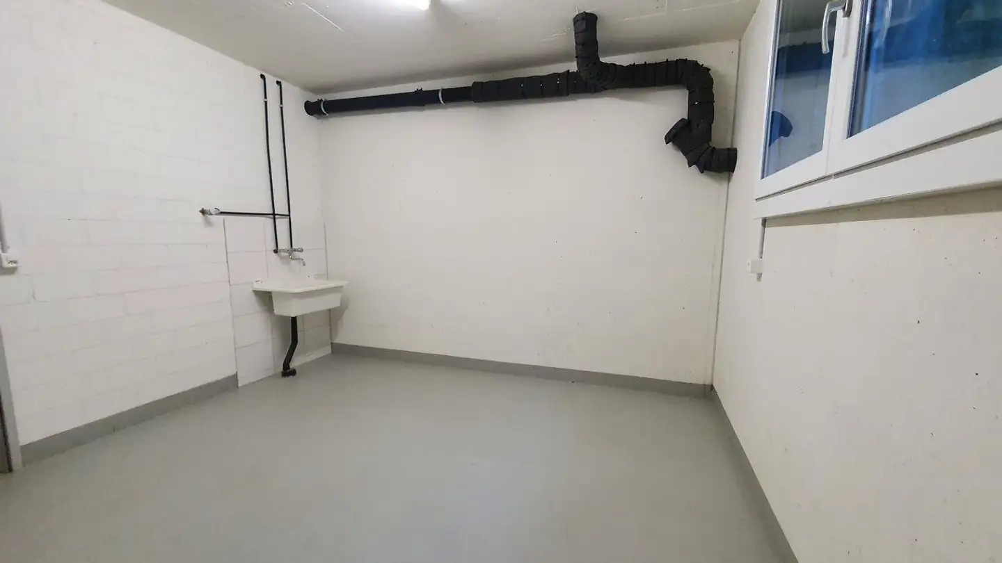 Workshop for rent - Säntisstrasse 45, 8575 Bürglen TG - Photo 3