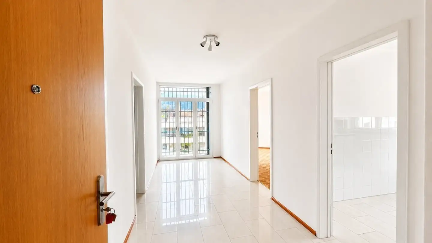 Apartment for rent - Via Delle Scuole 1, 6900 Lugano - Photo 2