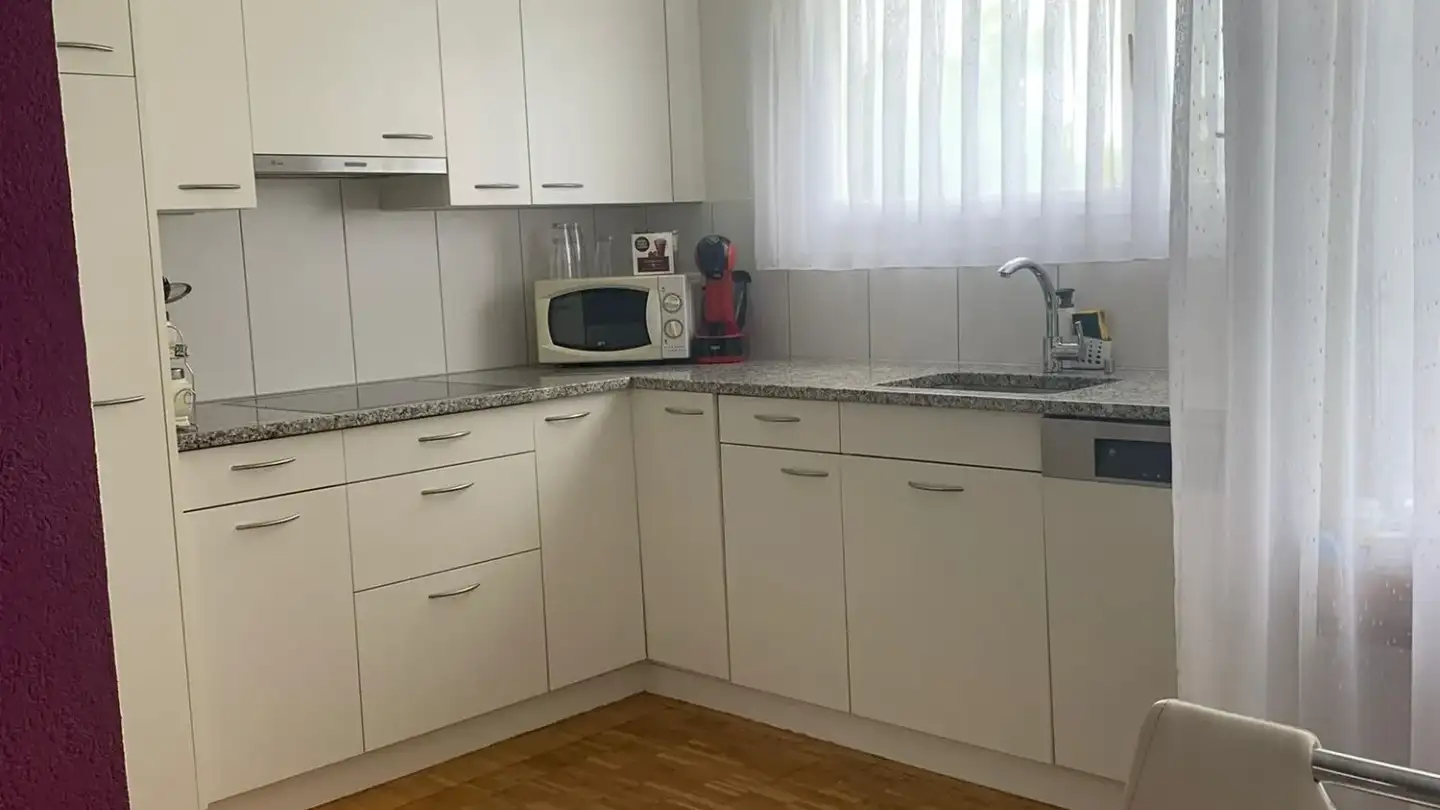 Appartement à louer - Im Ror 2, 8340 Hinwil