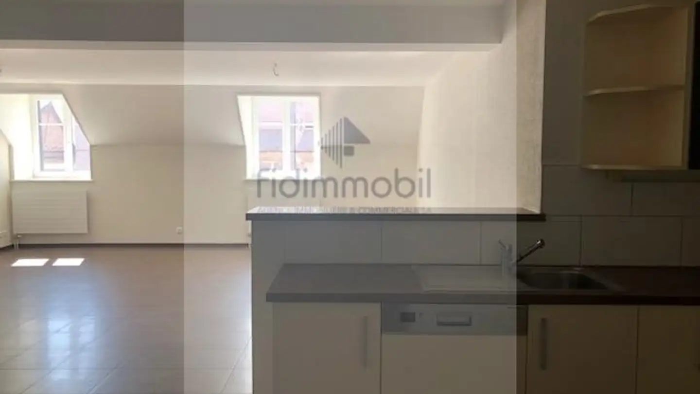 Appartement à louer - Avenue Léopold-Robert 56B, 2300 La Chaux-de-Fonds - Photo 2