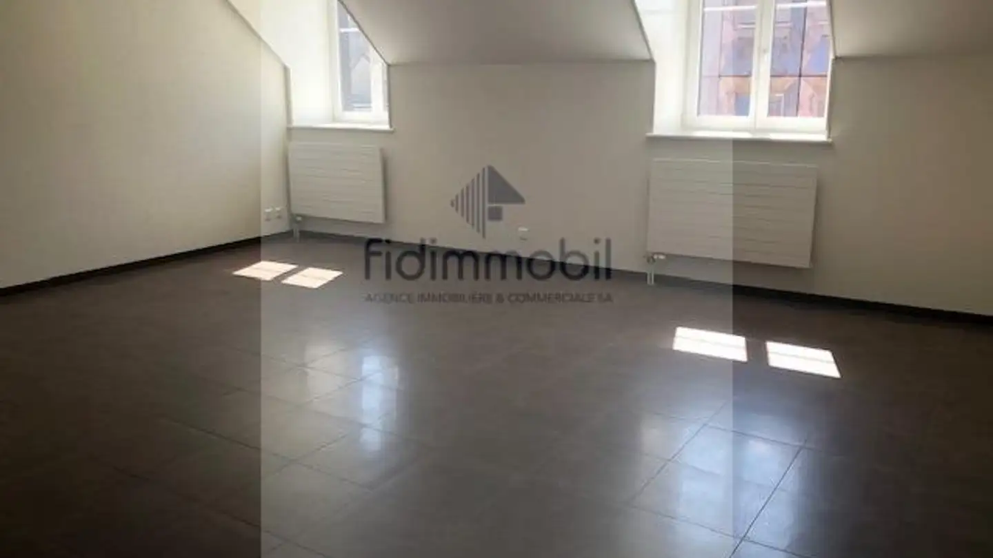 Appartement à louer - Avenue Léopold-Robert 56B, 2300 La Chaux-de-Fonds - Photo 3