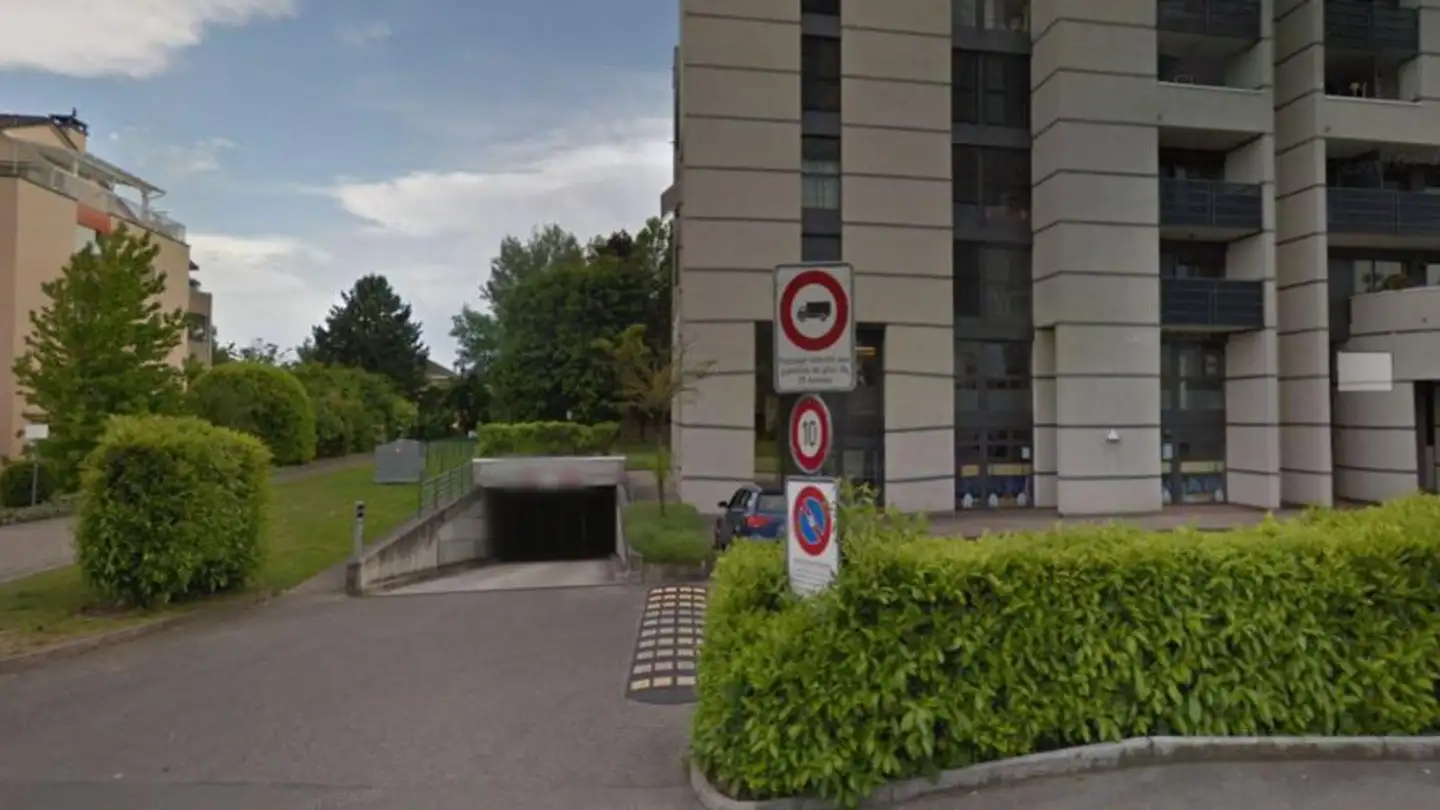 Parcheggio sotterraneo in affitto - 1260 Nyon