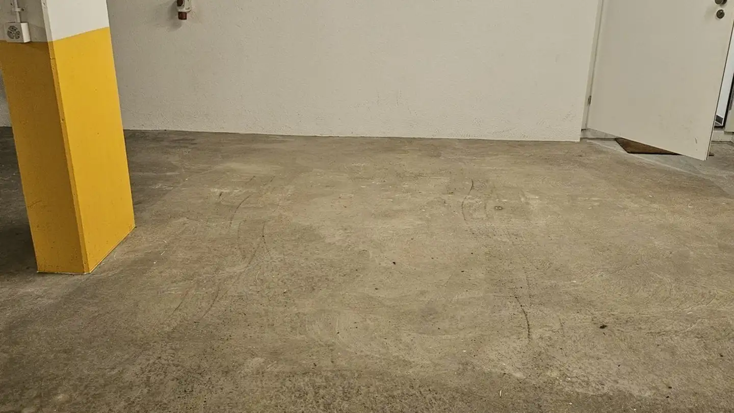 Single garage for rent - Neumattstrasse 25, 4103 Bottmingen - Photo 3