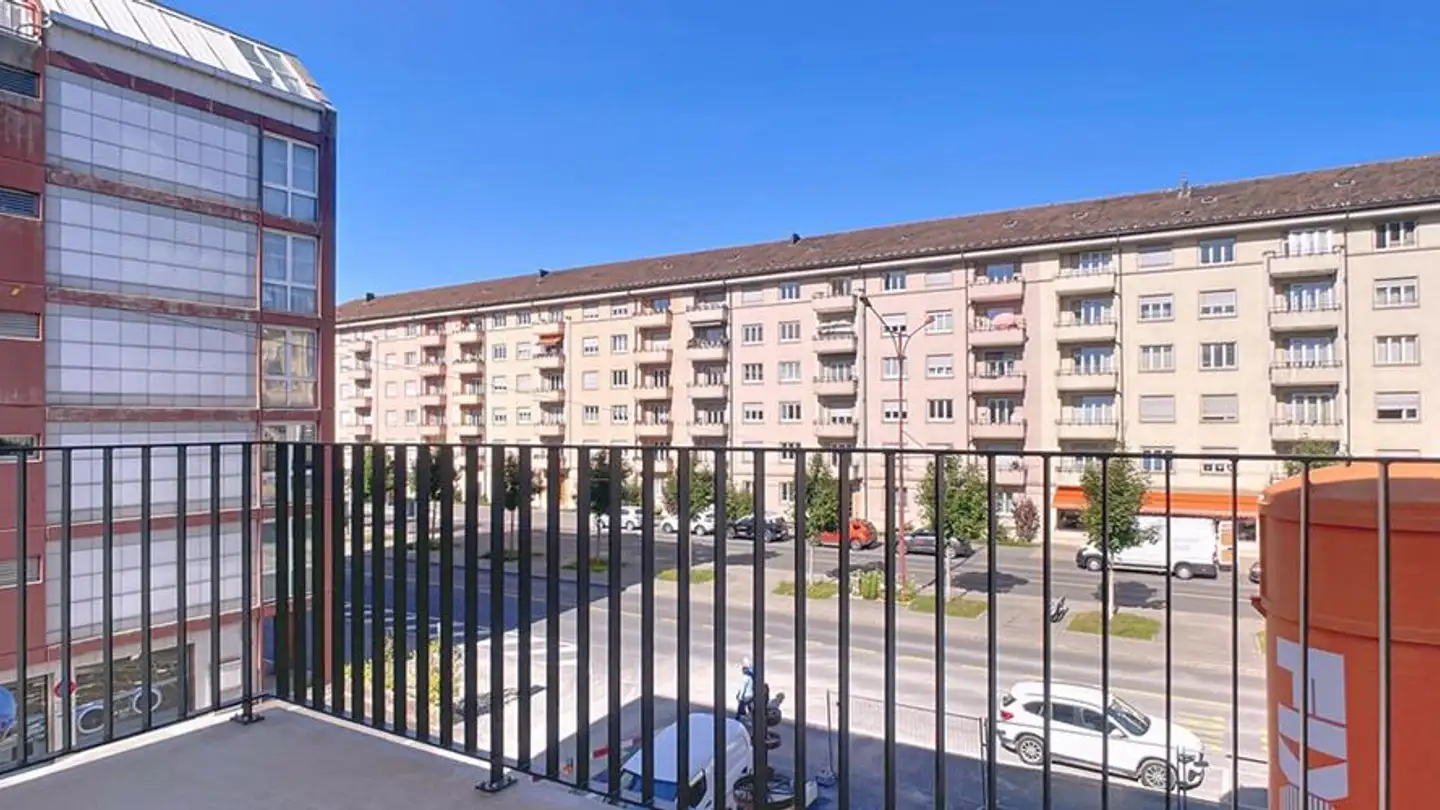 Apartment for rent - Avenue Léopold-Robert 145, 2300 La Chaux-de-Fonds - Photo 4
