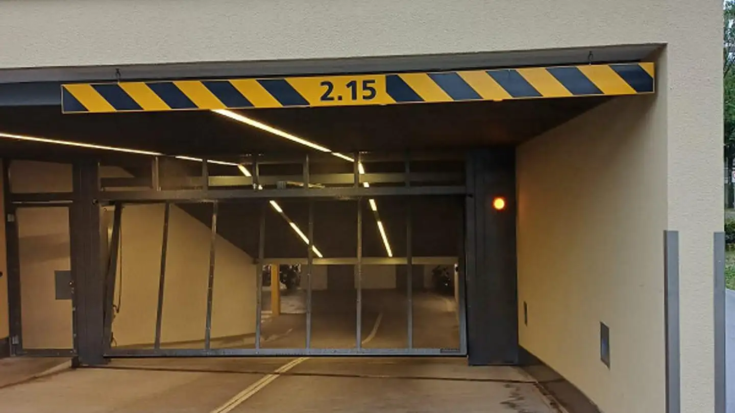 Parcheggio sotterraneo in affitto - Landenbergstrasse, 6005 Luzern - Foto 2