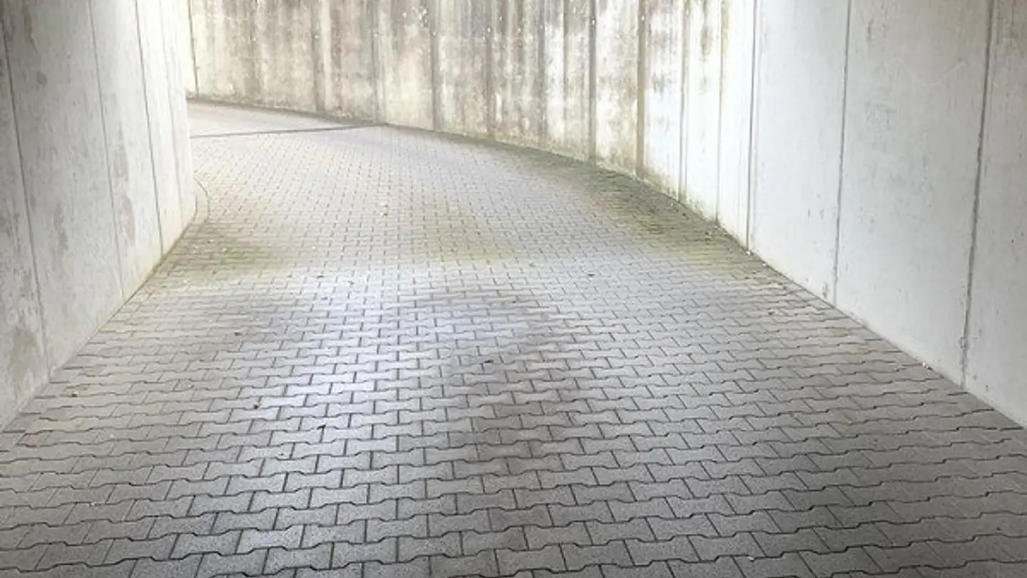 Tiefgaragenstellplatz mieten - Säntisstrasse 45, 8575 Bürglen TG - Foto 4